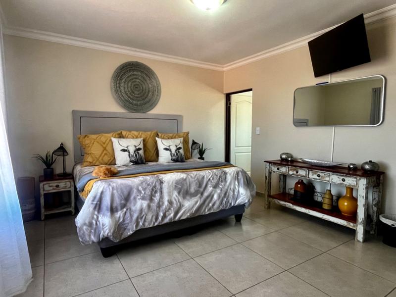 3 Bedroom Property for Sale in Fraaiuitsig Western Cape